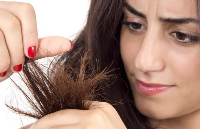 Tratamiento en el hogar para el cabello dañado