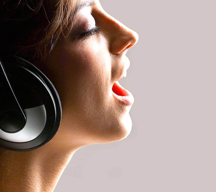 Consejos de salud vocal para cantantes