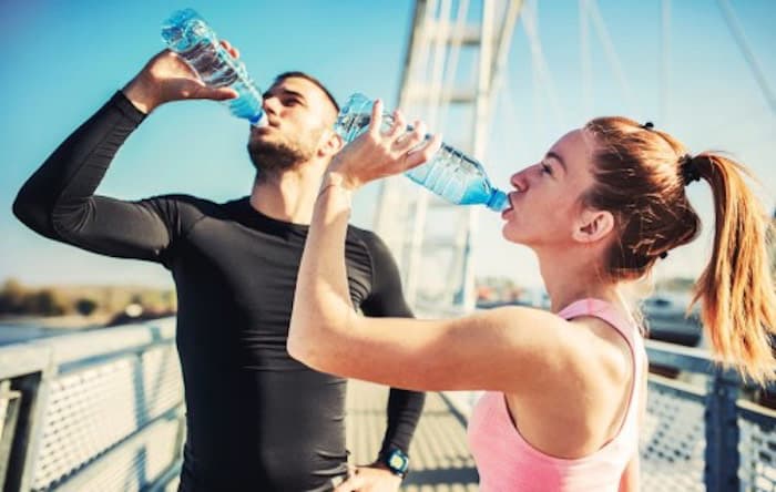 Manténgase hidratado durante el rendimiento anaeróbico Consejos Deportivos