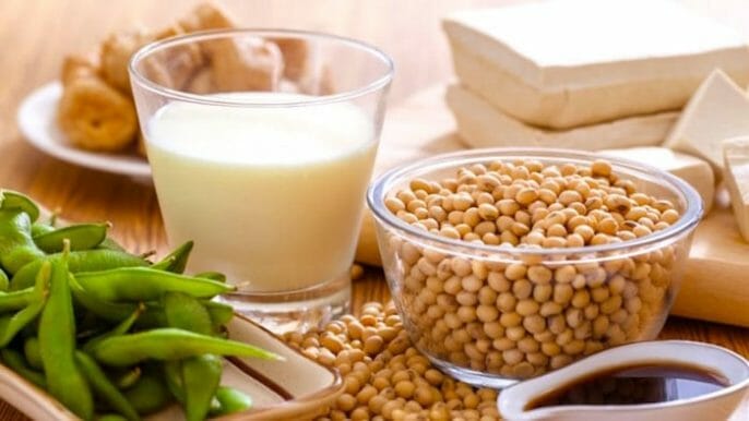 La dieta de soja - ¿Podría ésto ayudar a prevenir la osteoporosis a una mujer menopáusica?