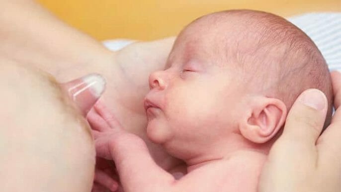 La lactancia materna: ¿Qué son las pezoneras?