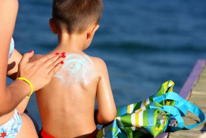 Protección contra el sol desde el vientre hasta niños pequeños