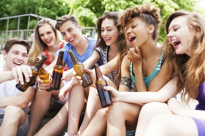 Alcohol y adolescentes 