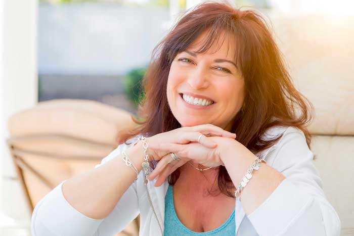 Terapia de reemplazo hormonal para los síntomas de la menopausia: 5 hechos que usted debe saber