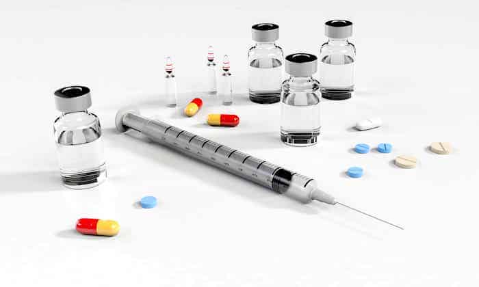 Los fármacos anticolinérgicos bloquean la acción de la acetilcolina